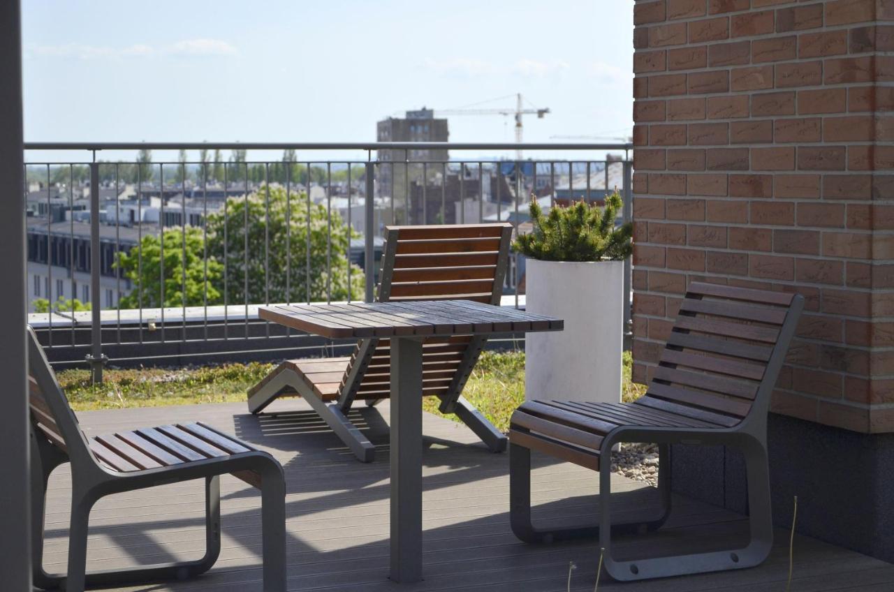 Roof Terrace Old Town Apartments With Private Parking Гданск Екстериор снимка